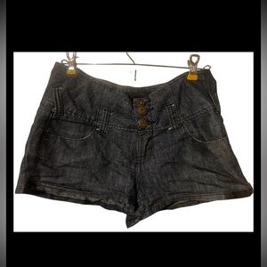 LAST CHANCE 🔥 C Pink Jeans Shorts Size 9 JUNIORS